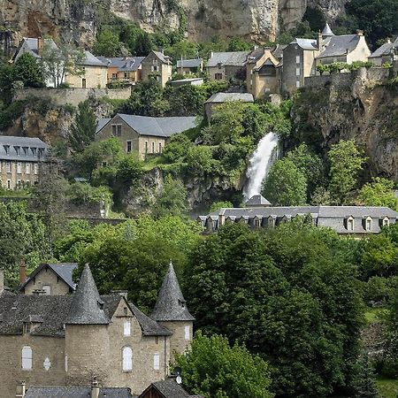 Gite De La Cascade Salles-la-Source 外观 照片